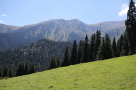 Vue générale des montagnes de Jety-Oguz