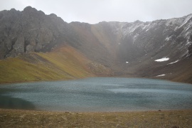 Lac à environ 3800 mètres d'altitude